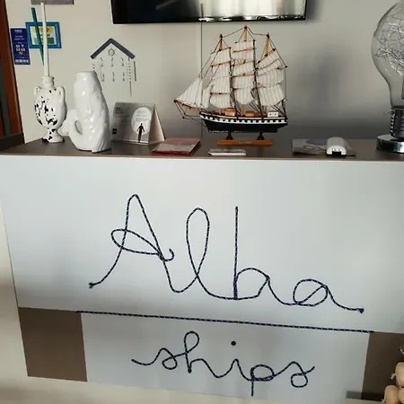 Bed and Breakfast Albaships *